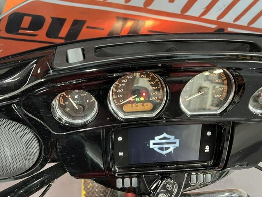 FLHXS 2019 Street Glide Special