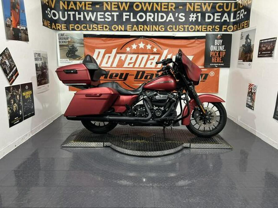 FLHXS 2019 Street Glide Special
