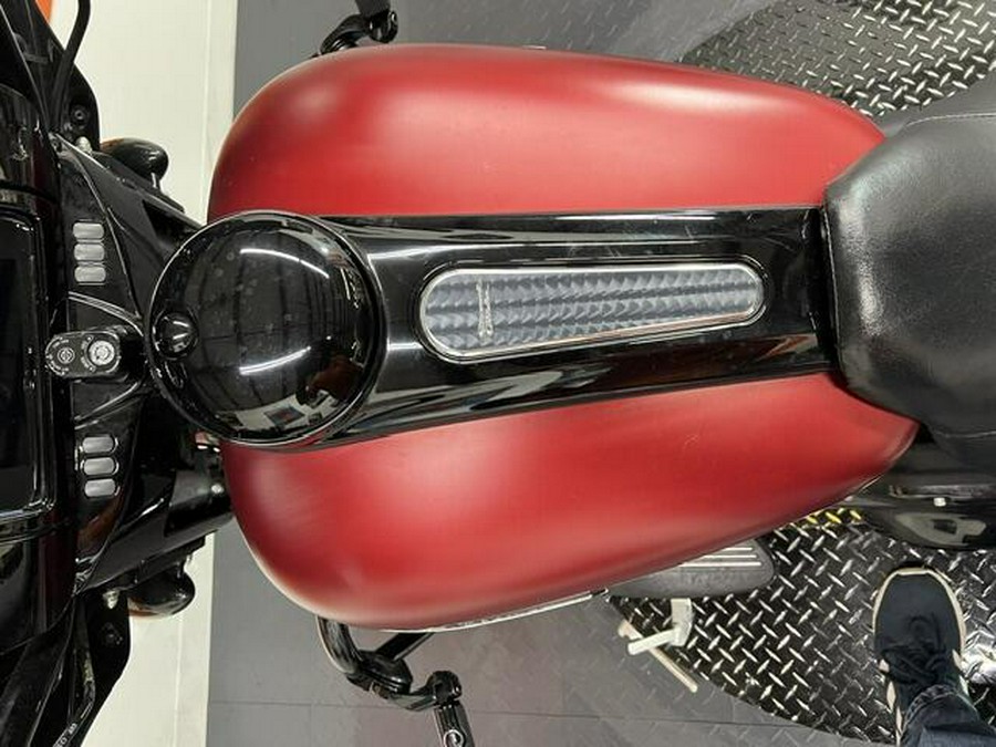 FLHXS 2019 Street Glide Special