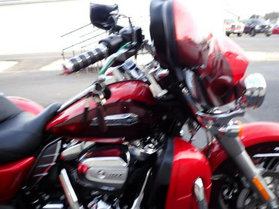 2018 Harley-Davidson Tri Glide® Ultra