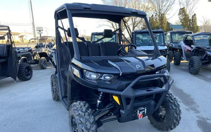 2024 Can-Am® Defender XT HD10