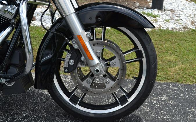 2017 Harley-Davidson® Street Glide® Special - FLHXS