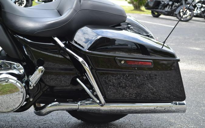 2017 Harley-Davidson® Street Glide® Special - FLHXS