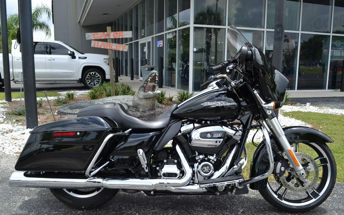 2017 Harley-Davidson® Street Glide® Special - FLHXS