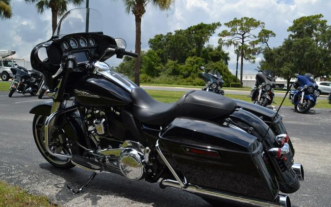 2017 Harley-Davidson® Street Glide® Special - FLHXS