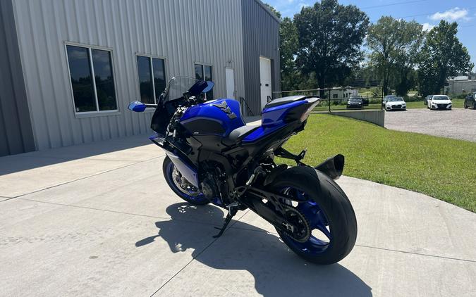 2025 YAMAHA YZF-R9 Team Yamaha Blue - A000599