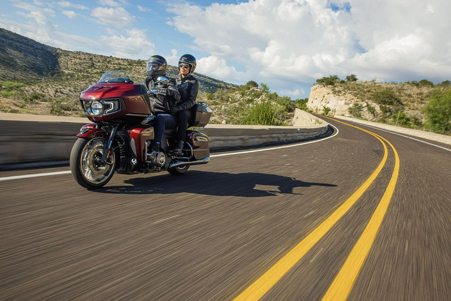 2022 Indian Motorcycle Pursuit® Limited® with Premium Package