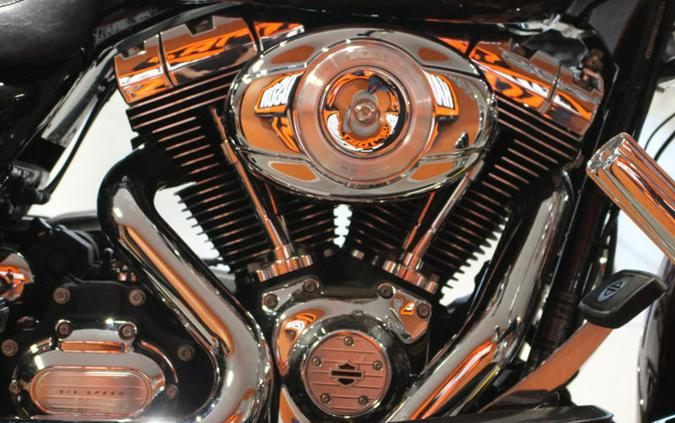 2011 Harley-Davidson® FLHRC - Road King® Classic