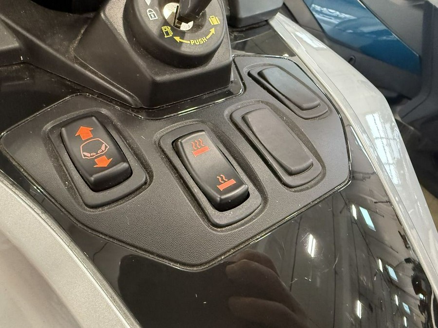 2025 Can-Am® Spyder RT Rotax 1330 ACE