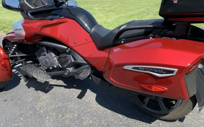 2017 Can-Am® Spyder® F3 6-Speed Semi-Automatic (SE6)