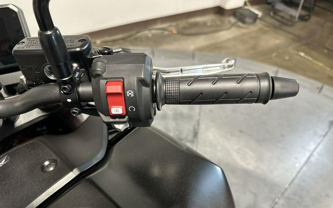 2026 Honda CB750 Hornet E-Clutch