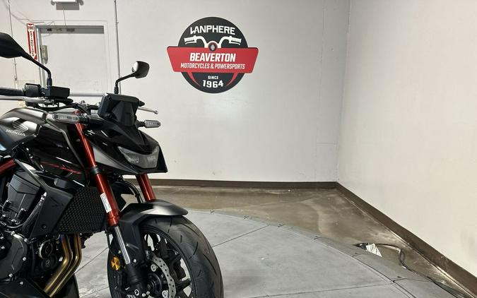 2026 Honda CB750 Hornet E-Clutch