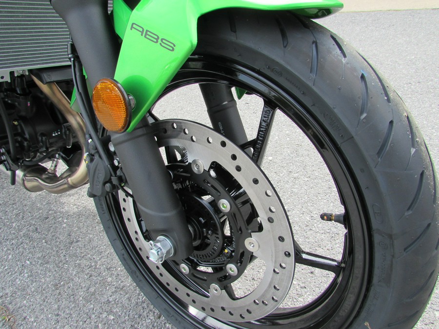 2024 Kawasaki Z500 ABS