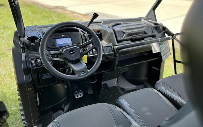 2024 Can-Am® Defender XT HD9