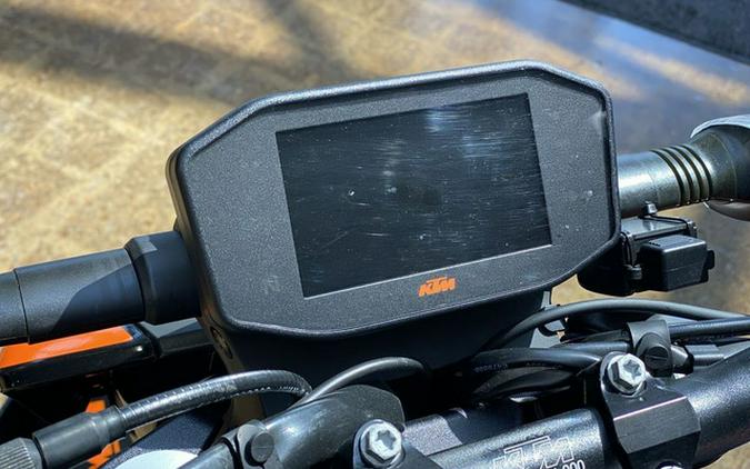 2019 KTM Duke 790