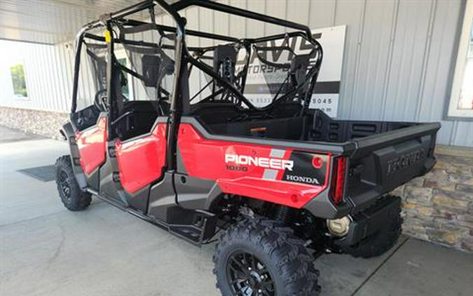 2025 Honda Pioneer 1000-6 Deluxe Crew