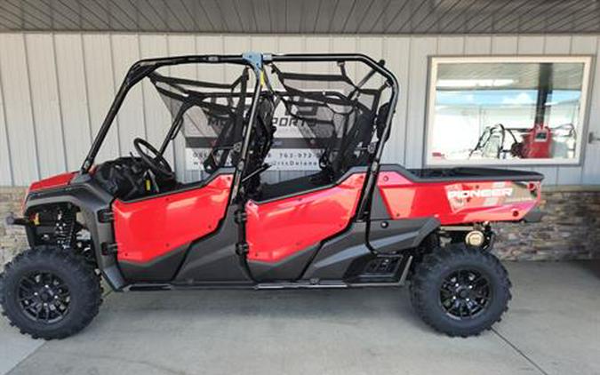2025 Honda Pioneer 1000-6 Deluxe Crew
