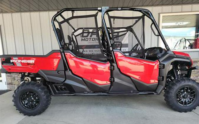 2025 Honda Pioneer 1000-6 Deluxe Crew