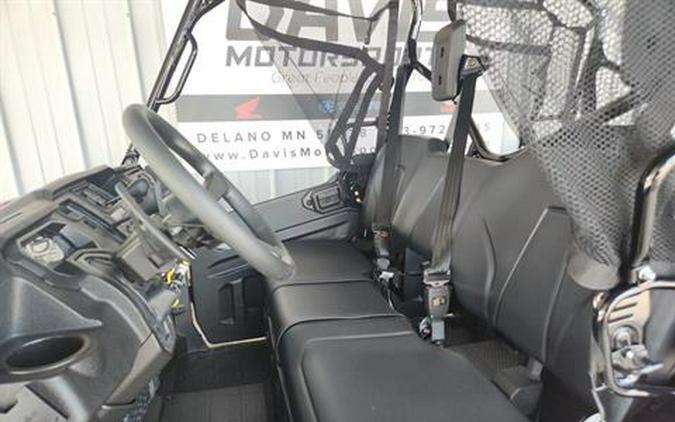 2025 Honda Pioneer 1000-6 Deluxe Crew