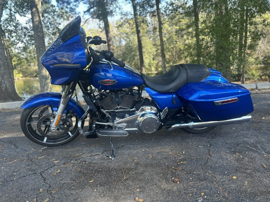 FLHX 2024 Street Glide®