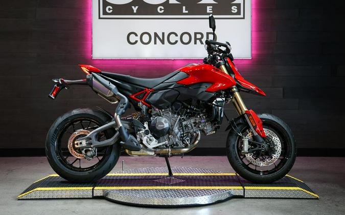 2027 Ducati Hypermotard V2