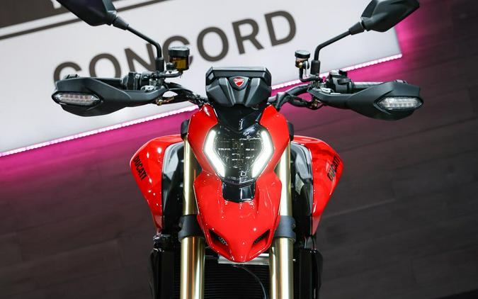 2027 Ducati Hypermotard V2