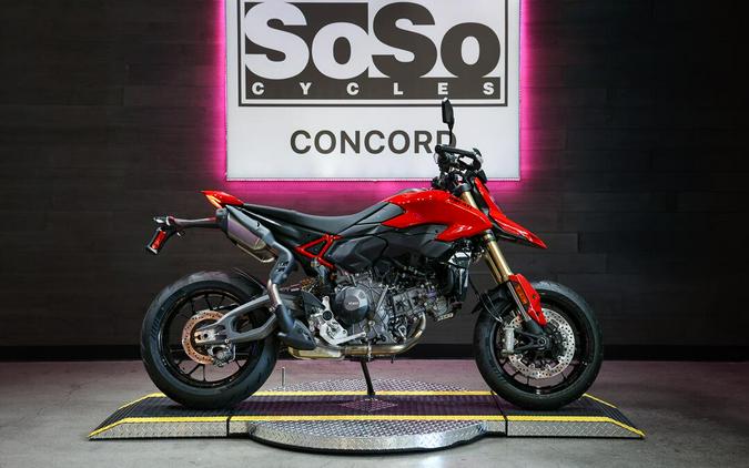 2027 Ducati Hypermotard V2