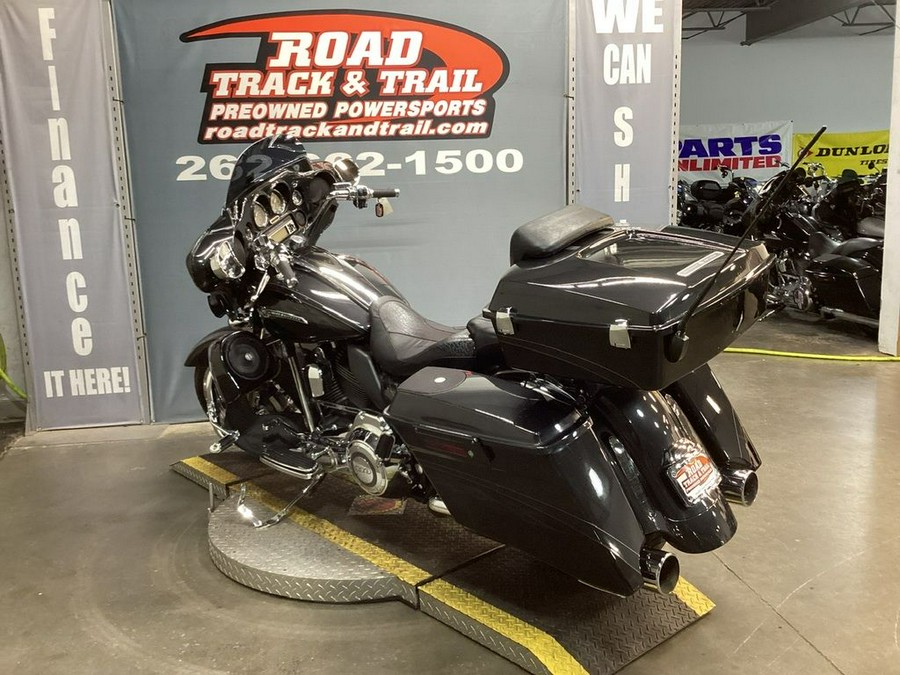 2012 Harley-Davidson® STREET GLIDE CVO