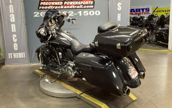 2012 Harley-Davidson® STREET GLIDE CVO