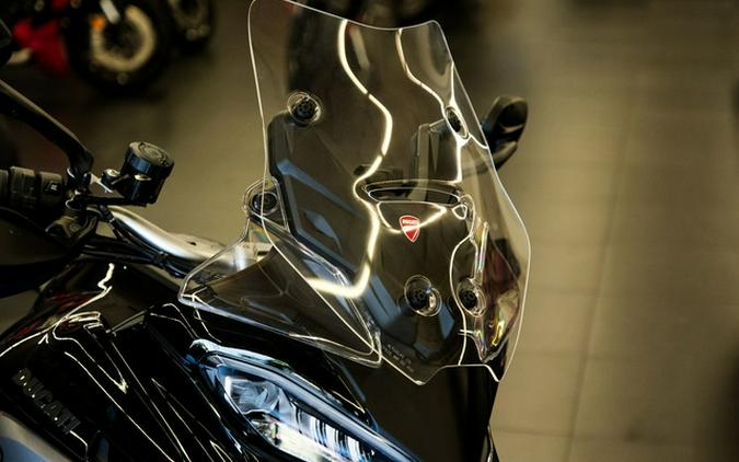 2025 Ducati Multistrada V4 S Travel & Radar Thrilling Black