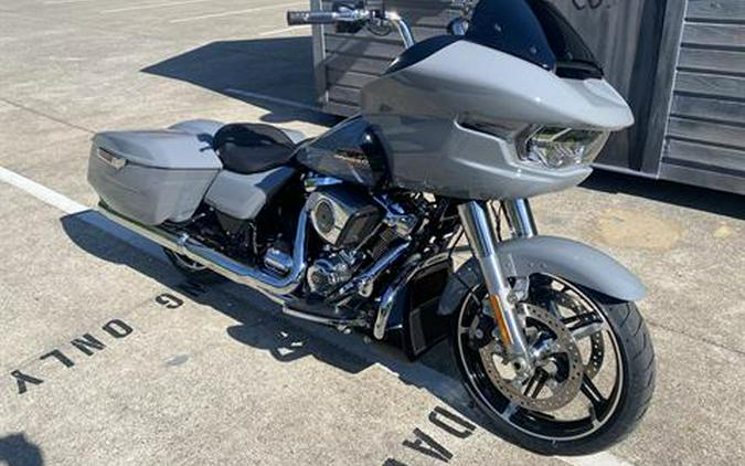 2026 Harley-Davidson Road Glide Solo