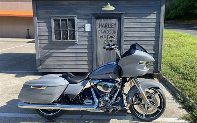 2026 Harley-Davidson Road Glide Solo