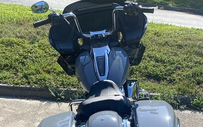 2026 Harley-Davidson Road Glide Solo