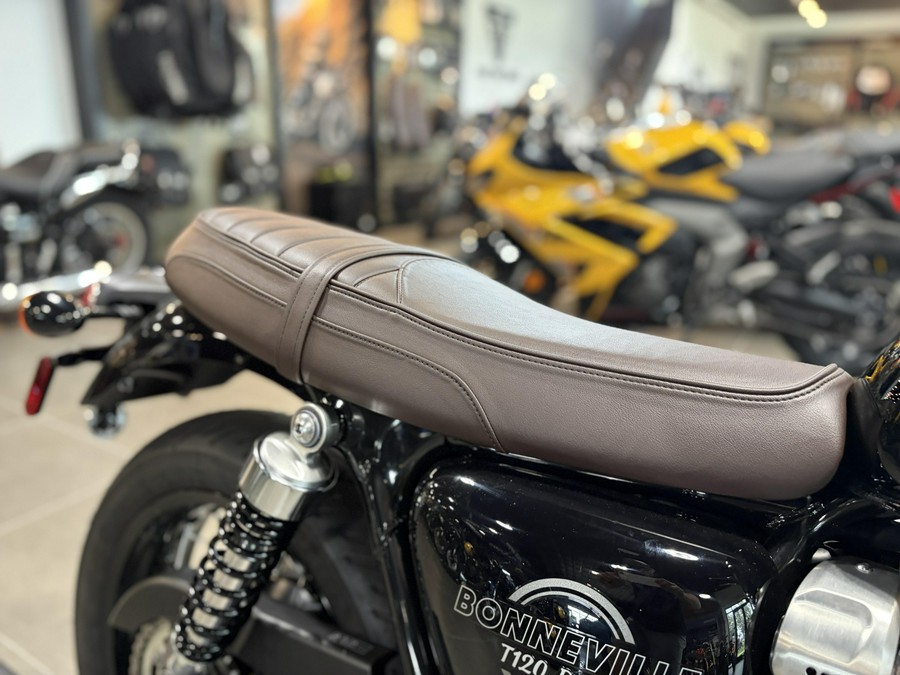 2026 Triumph Bonneville T120 Black