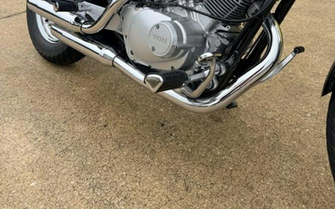 2025 Yamaha V Star 250