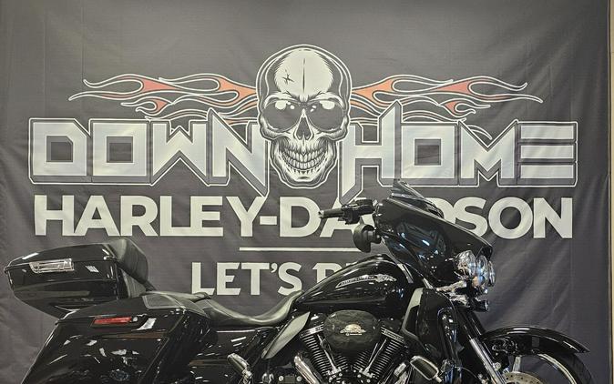 2015 Harley-Davidson CVO™ Street Glide®