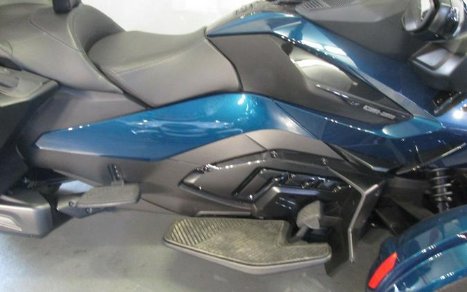 2021 Can-Am® Spyder® RT Limited Dark