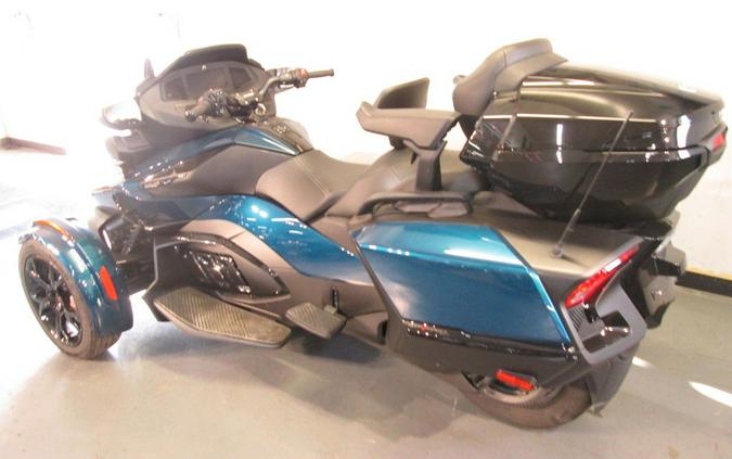 2021 Can-Am® Spyder® RT Limited Dark