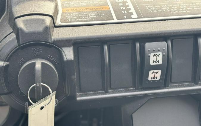 2025 Can-Am® Maverick Sport DPS 1000R