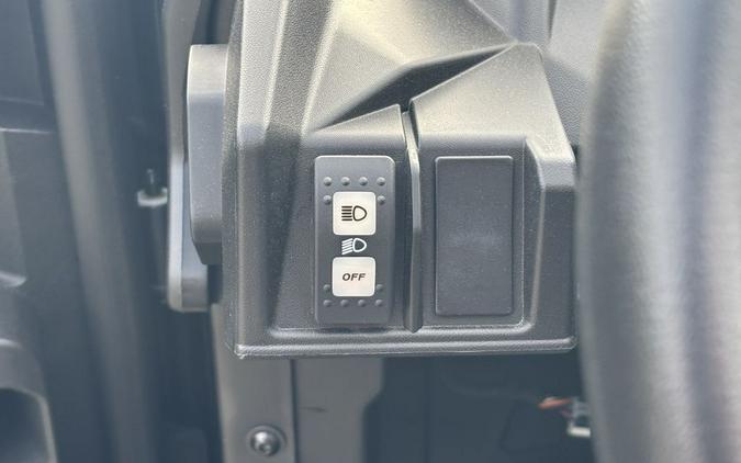 2025 Can-Am® Maverick Sport DPS 1000R