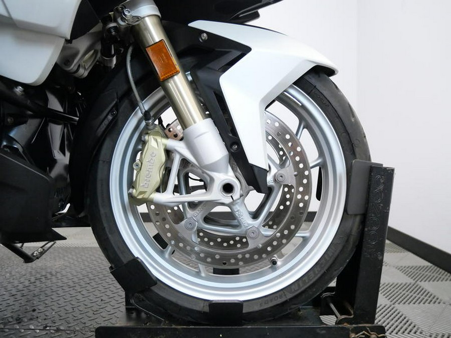 2021 BMW R 1250 RT 719 Mineral White Metallic