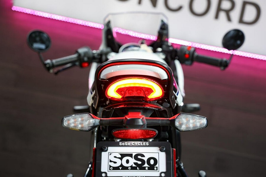 2026 Triumph Thruxton 400
