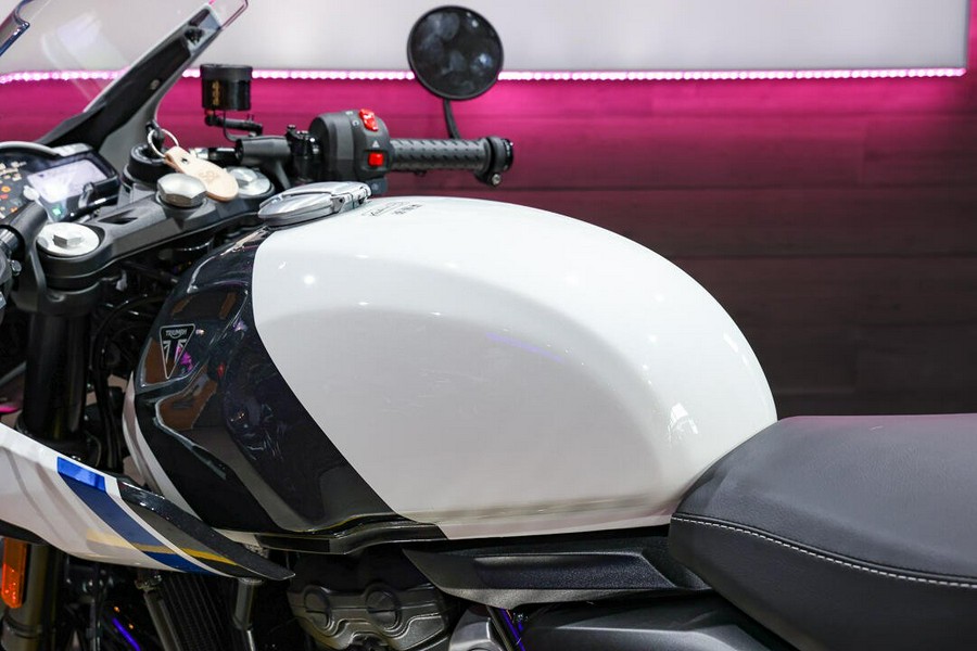 2026 Triumph Thruxton 400