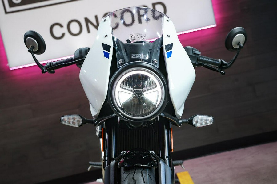 2026 Triumph Thruxton 400