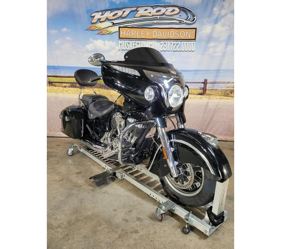 2016 Indian Motorcycle® Chieftain® Indian Red