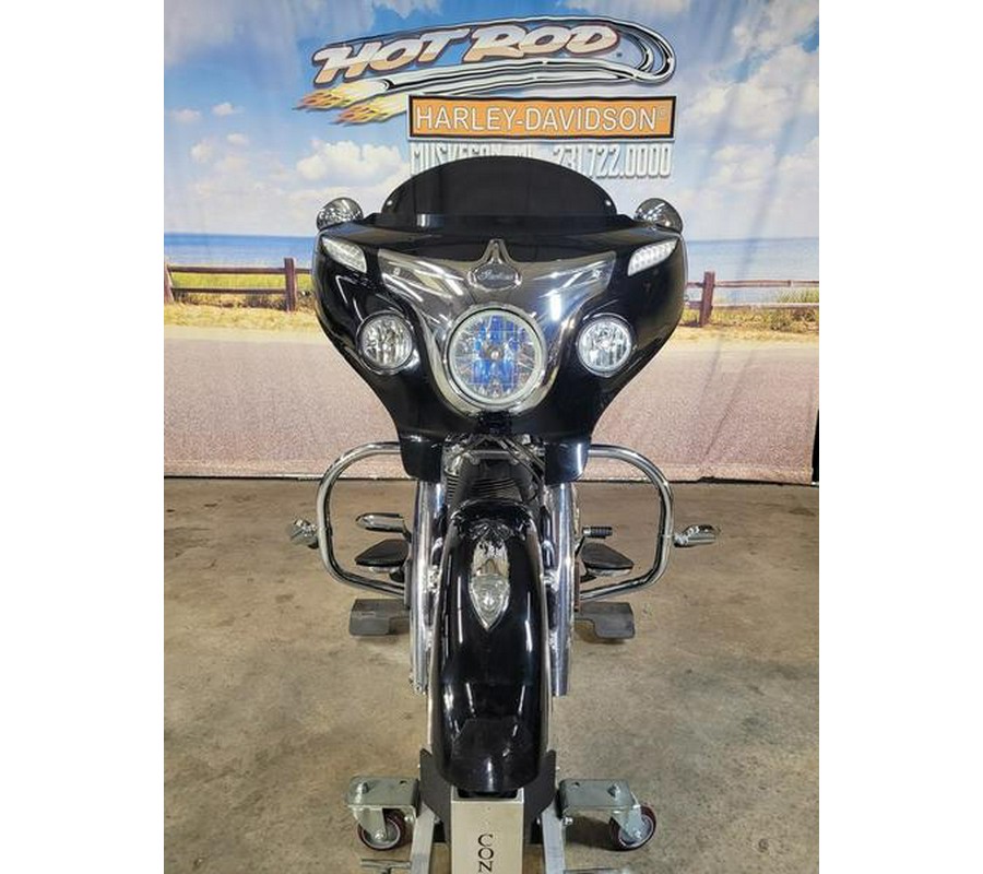 2016 Indian Motorcycle® Chieftain® Indian Red