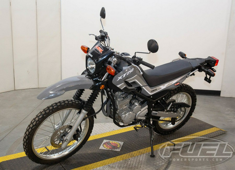 2025 Yamaha XT 250