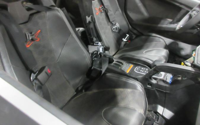 2025 CAN-AM MAVERICK R MAX X RS 999T DCT