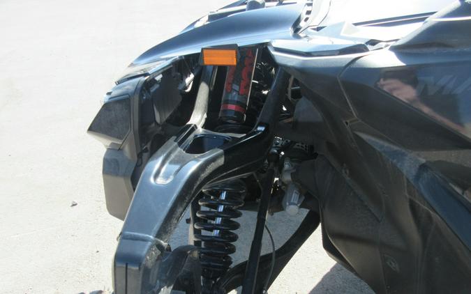 2025 CAN-AM MAVERICK R MAX X RS 999T DCT