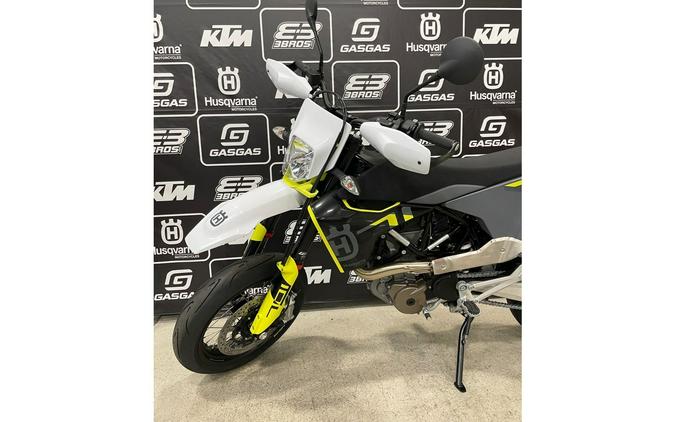 2024 Husqvarna Motorcycles 701 Supermoto